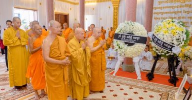 Lãnh đạo GHPGVN viếng tang Đức Tăng vương Phật giáo Campuchia – Đại lão Hoà thượng Tep Vong